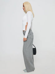 Ellanor Low Rise Straight Leg Jean Washed Grey