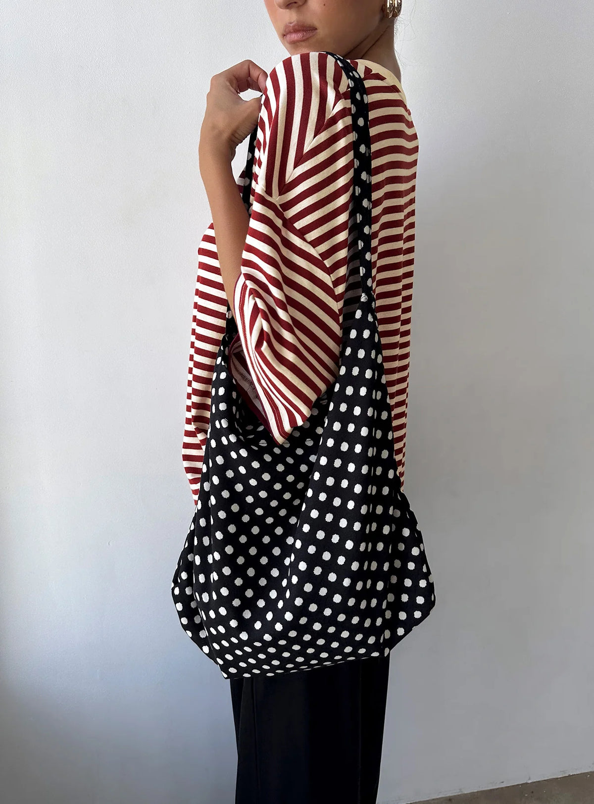 Tempting Tote Bag Black Polka